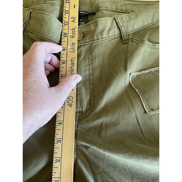 Plus 18 Casual Distressed Ripped Patched Relaxed Army Green Tapered Leg Jeans - Picture 9 of 12